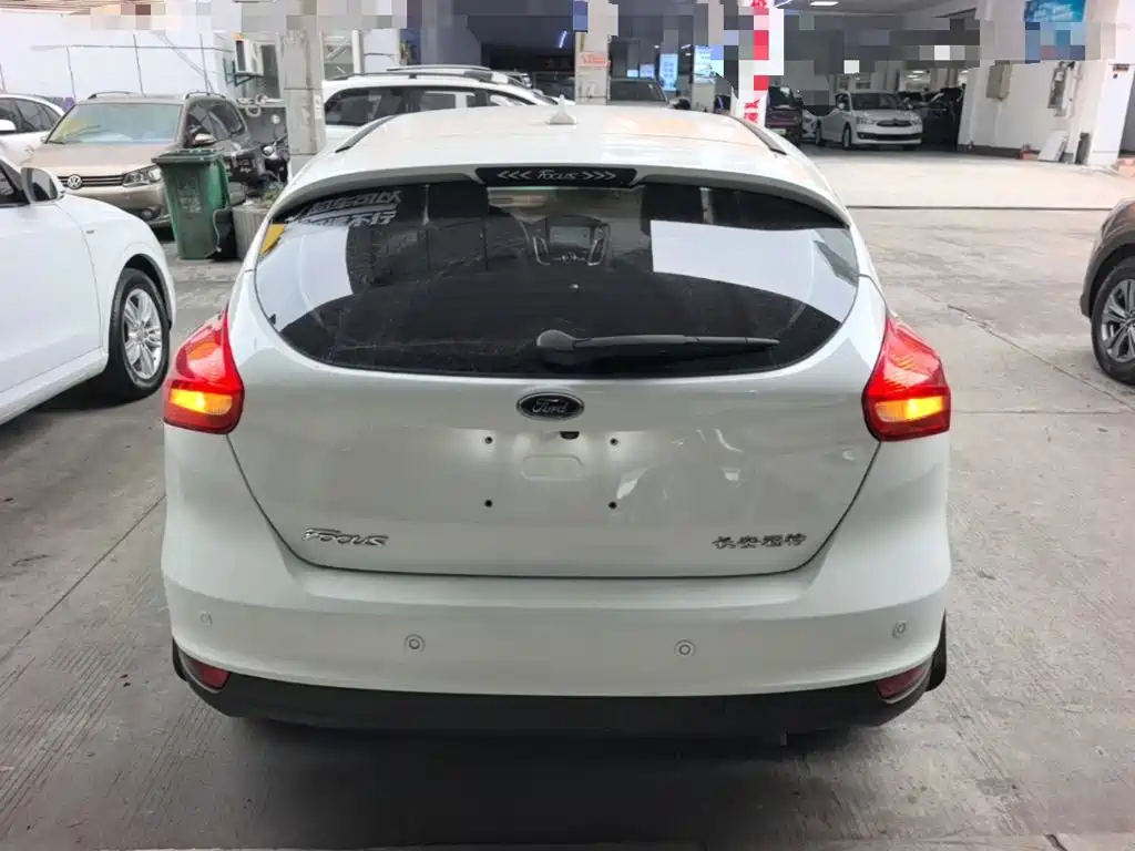 Ford Focus — миниатюра 6