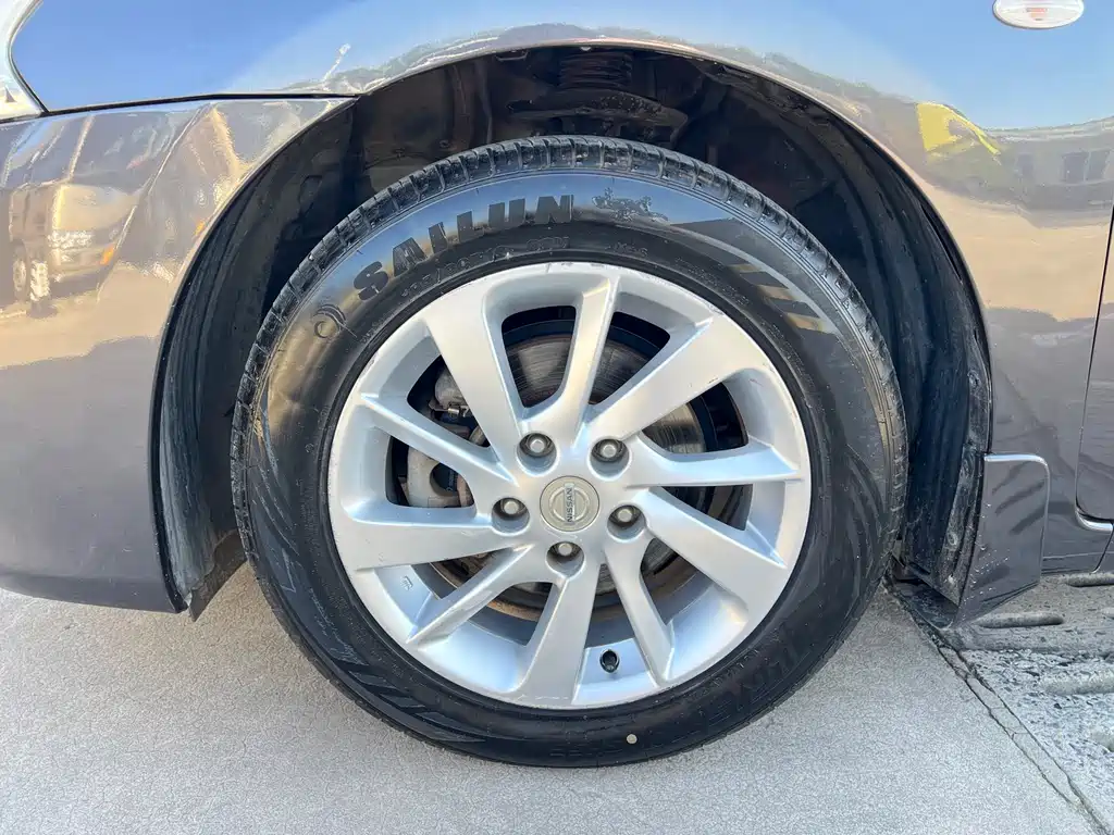 Nissan Sylphy 2012 1.6XL CVT Luxury