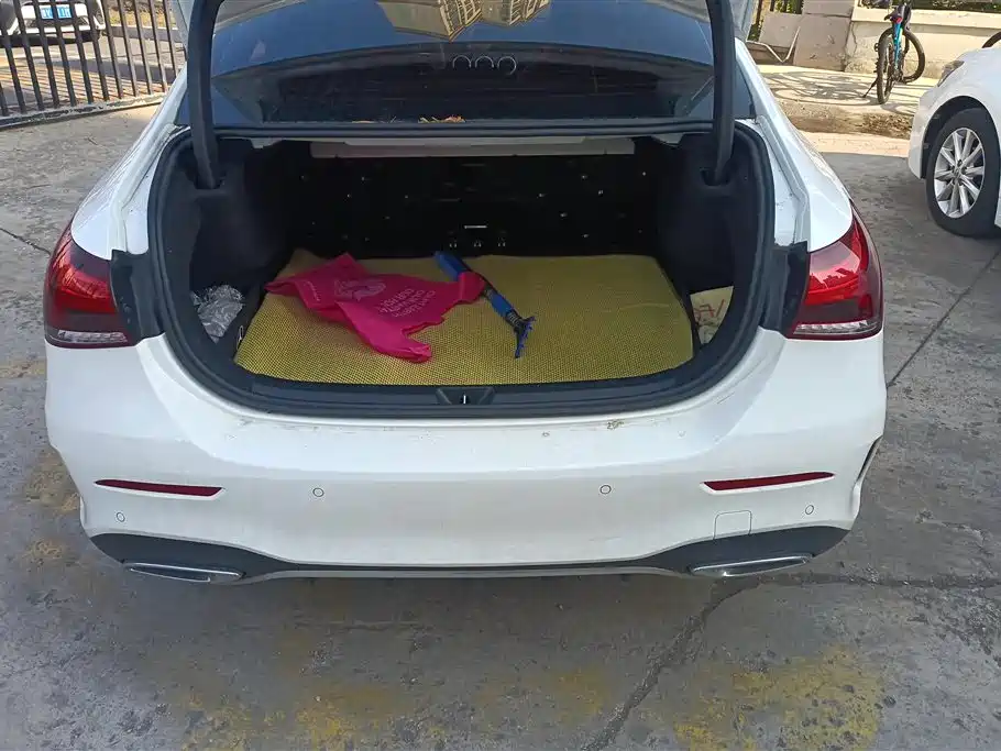 MERCEDES-BENZ A CLASS