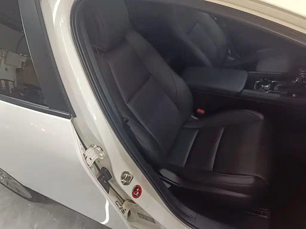 Mazda 3 Axela — миниатюра 25