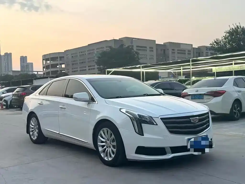 Cadillac XTS — миниатюра 3