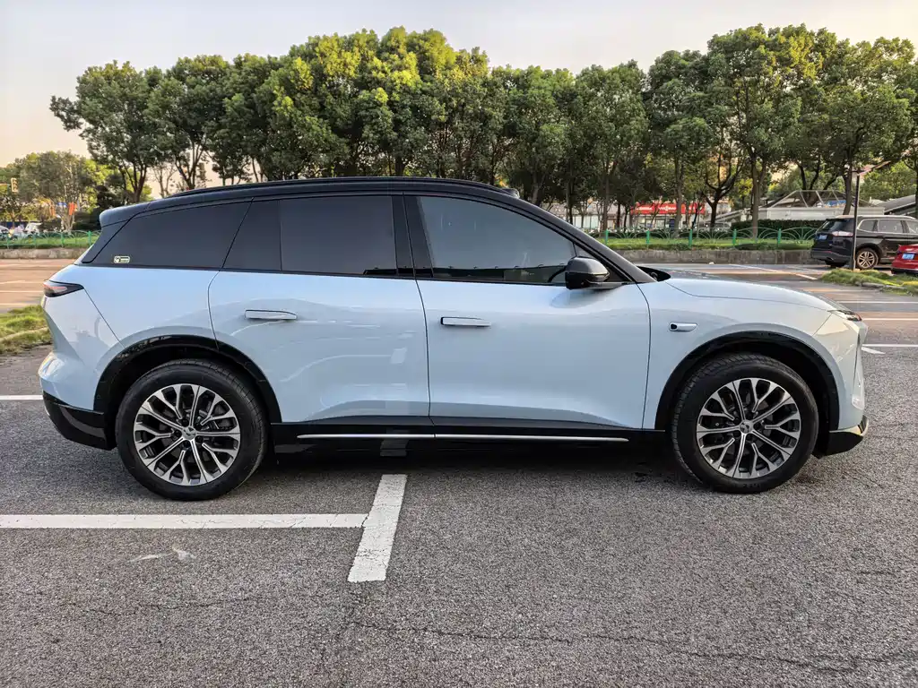 NIO ES6 — фотографии объявления, Фото 5
