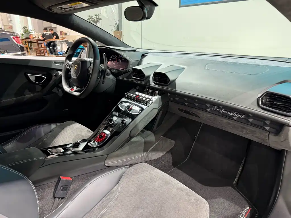Lamborghini Huracán — миниатюра 10