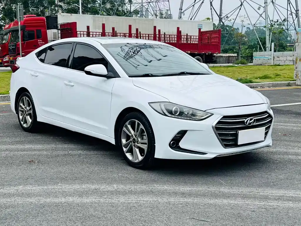 Hyundai Elantra 2016 1.6L AT Elite