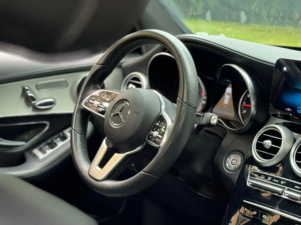 Mercedes-Benz GLC — миниатюра 10