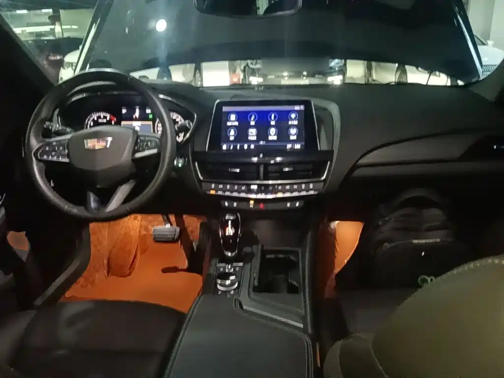 Cadillac CT5 — миниатюра 10