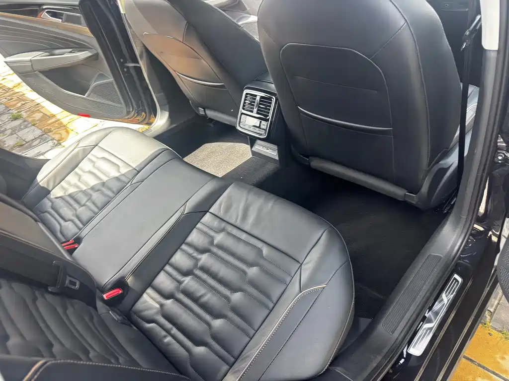 Volkswagen Passat — миниатюра 18