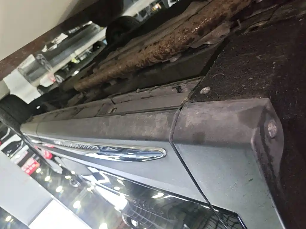 Hongqi Hongqi HS7 PHEV — миниатюра 22