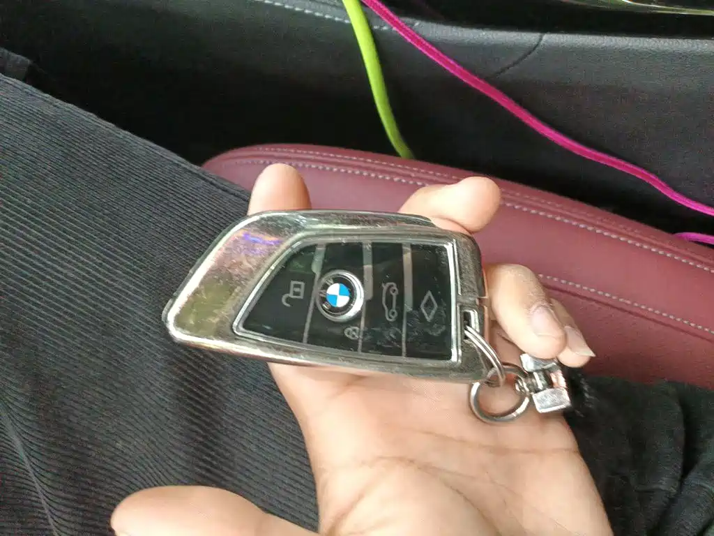 BMW 5 Series — миниатюра 12