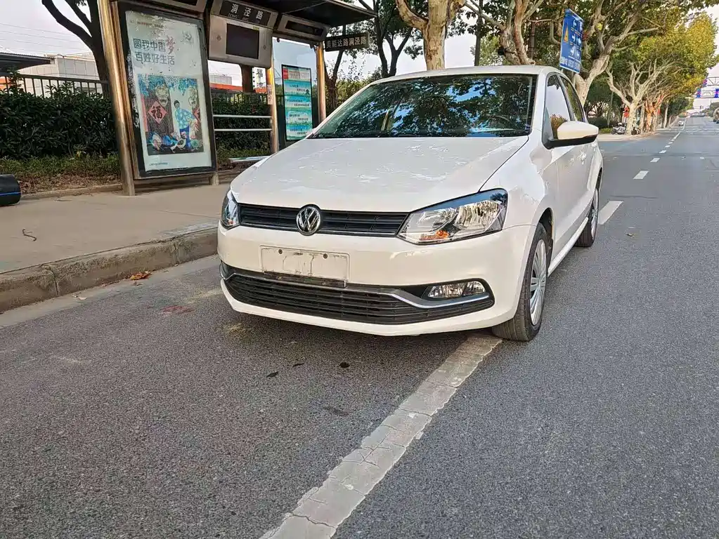 Volkswagen Polo 2016 1.6L AT Comfort
