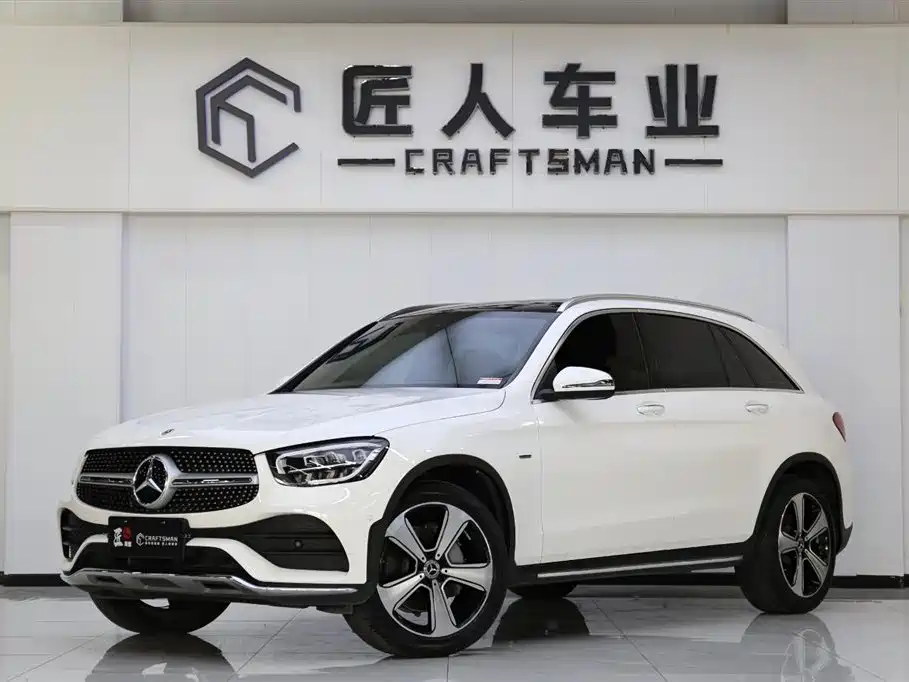 Mercedes-Benz GLC 2023