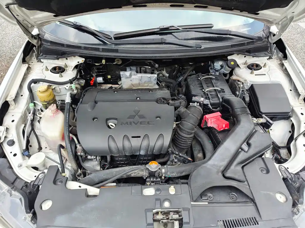 Mitsubishi Lancer EX — миниатюра 13