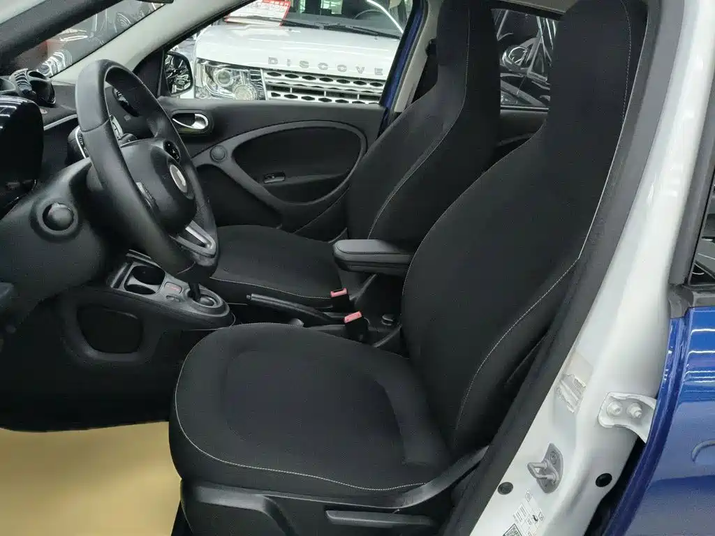 smart Smart Forfour — миниатюра 9