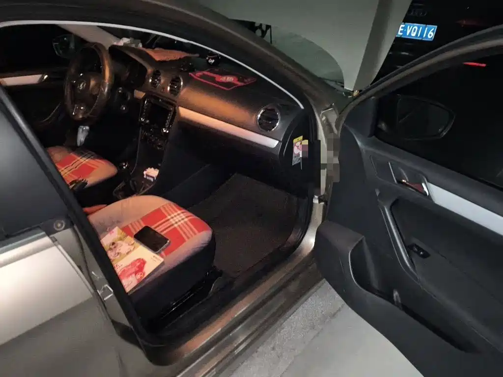 Volkswagen Jetta — миниатюра 20