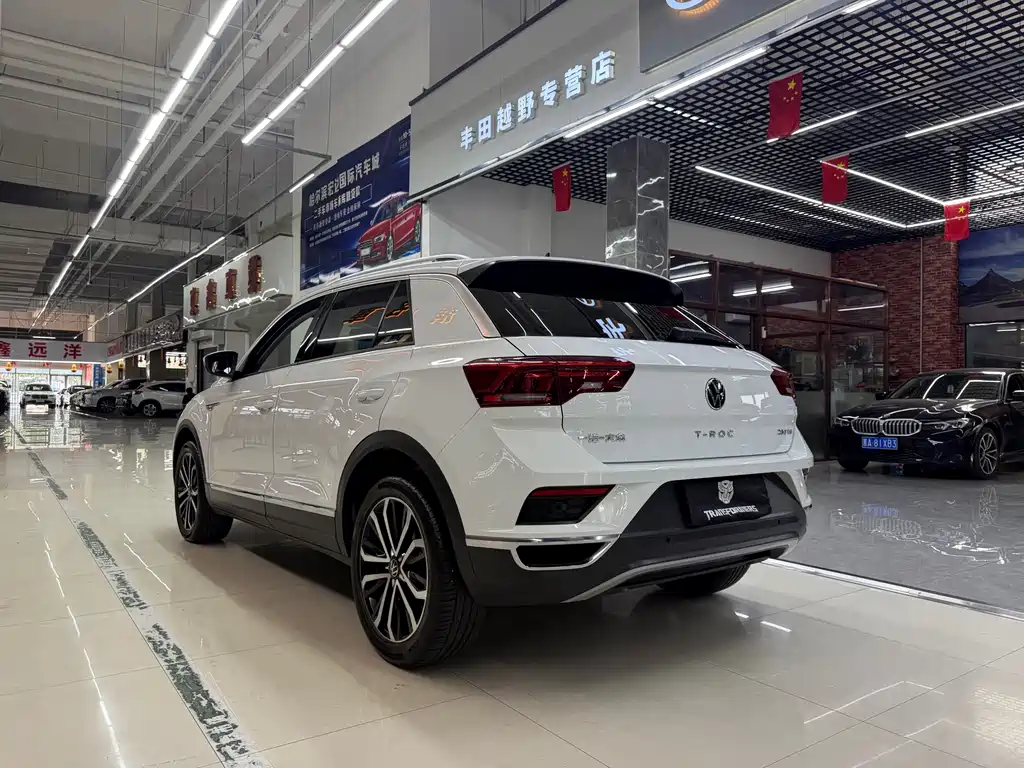 Volkswagen T-Roc — миниатюра 4
