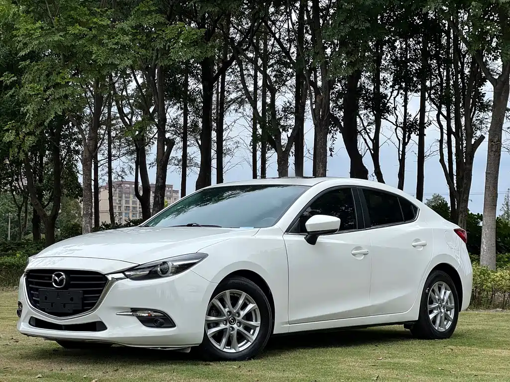 Mazda 3 Axela — миниатюра 10