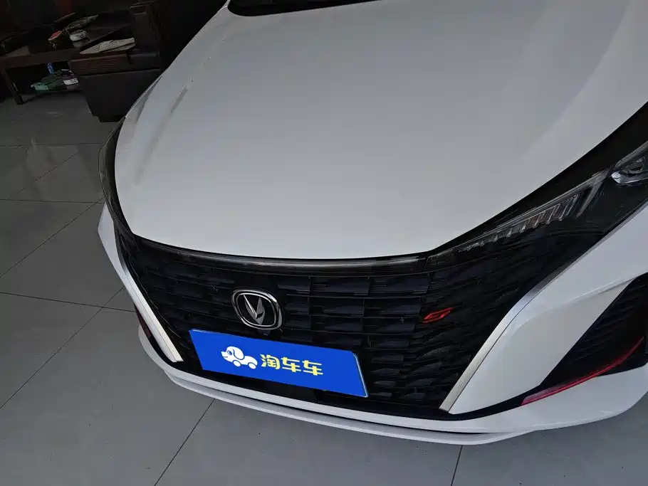 Changan Eado — миниатюра 2