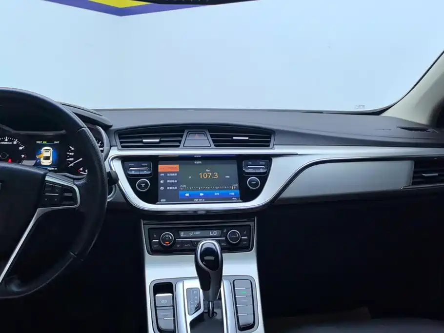 Geely Emgrand GL — миниатюра 13