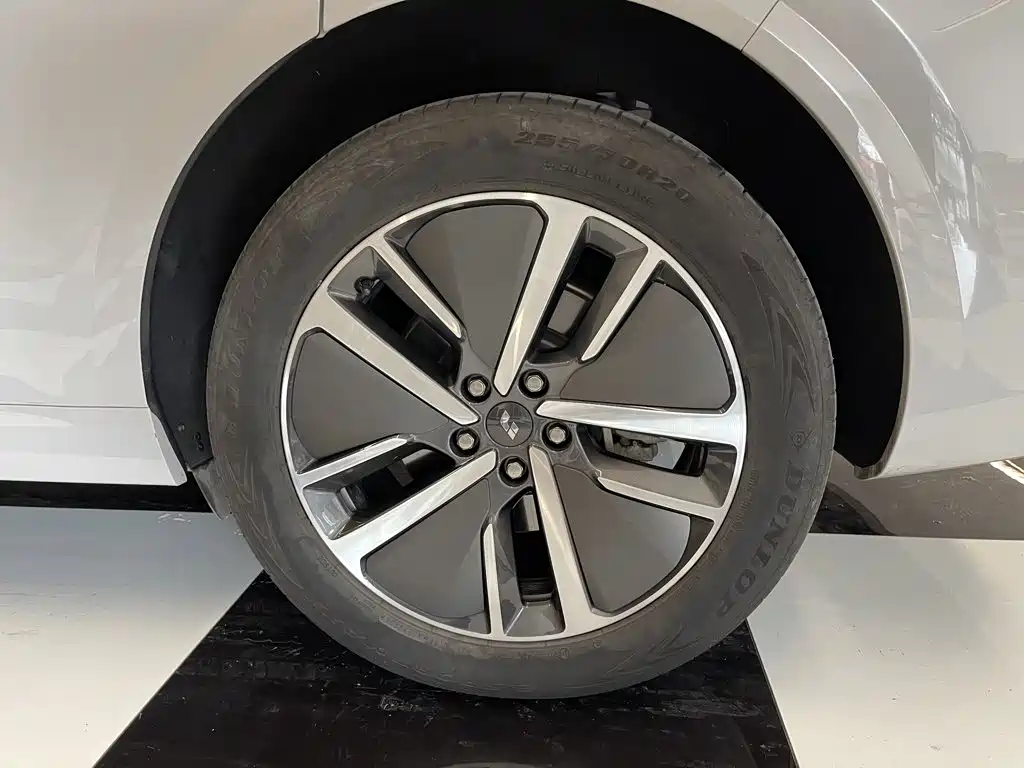 Li Auto Li L6 — миниатюра 11