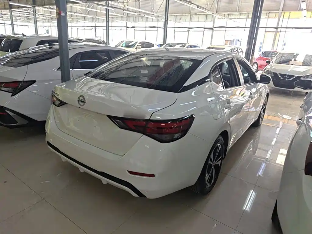 Nissan Sylphy — миниатюра 7