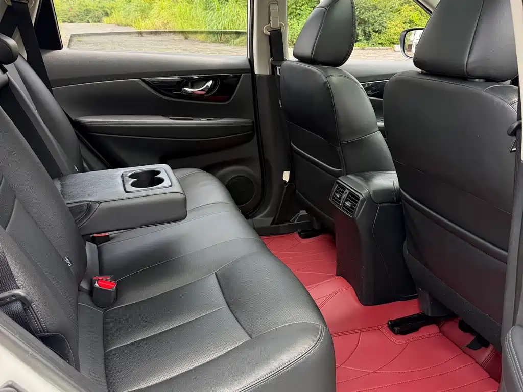 Nissan X-Trail — миниатюра 13
