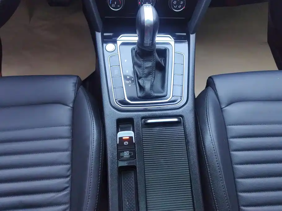 Volkswagen Magotan — миниатюра 16