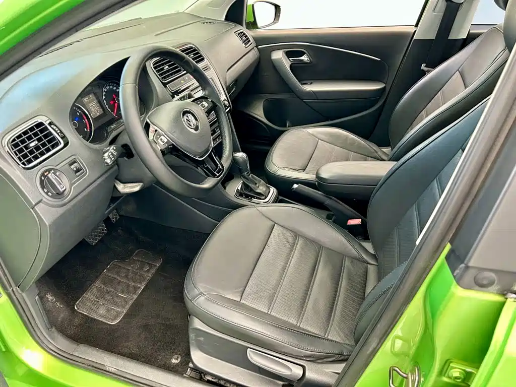 Volkswagen Polo — миниатюра 6