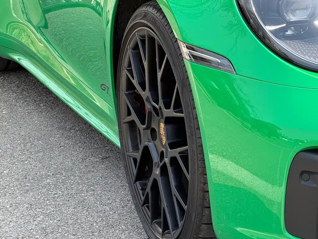 Porsche 911 2023 Carrera GTS 2.9T