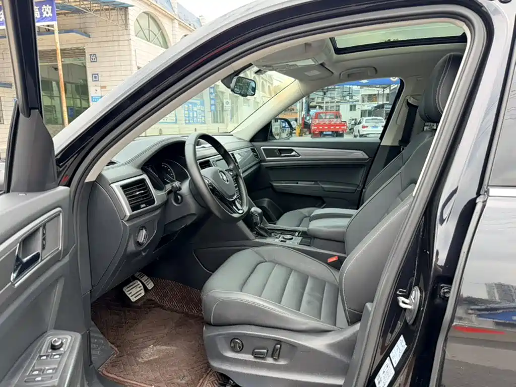 Volkswagen Teramont — миниатюра 9