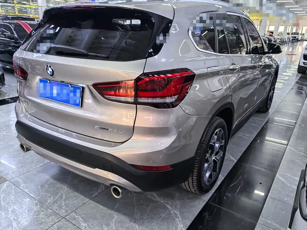 BMW X1 2022 sDrive25Li Lead