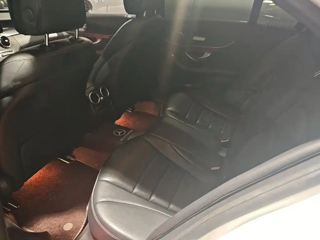 Mercedes-Benz C-Class — миниатюра 17
