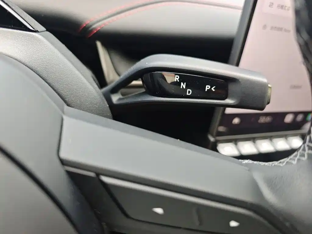 Xiaomi SU7 — миниатюра 10