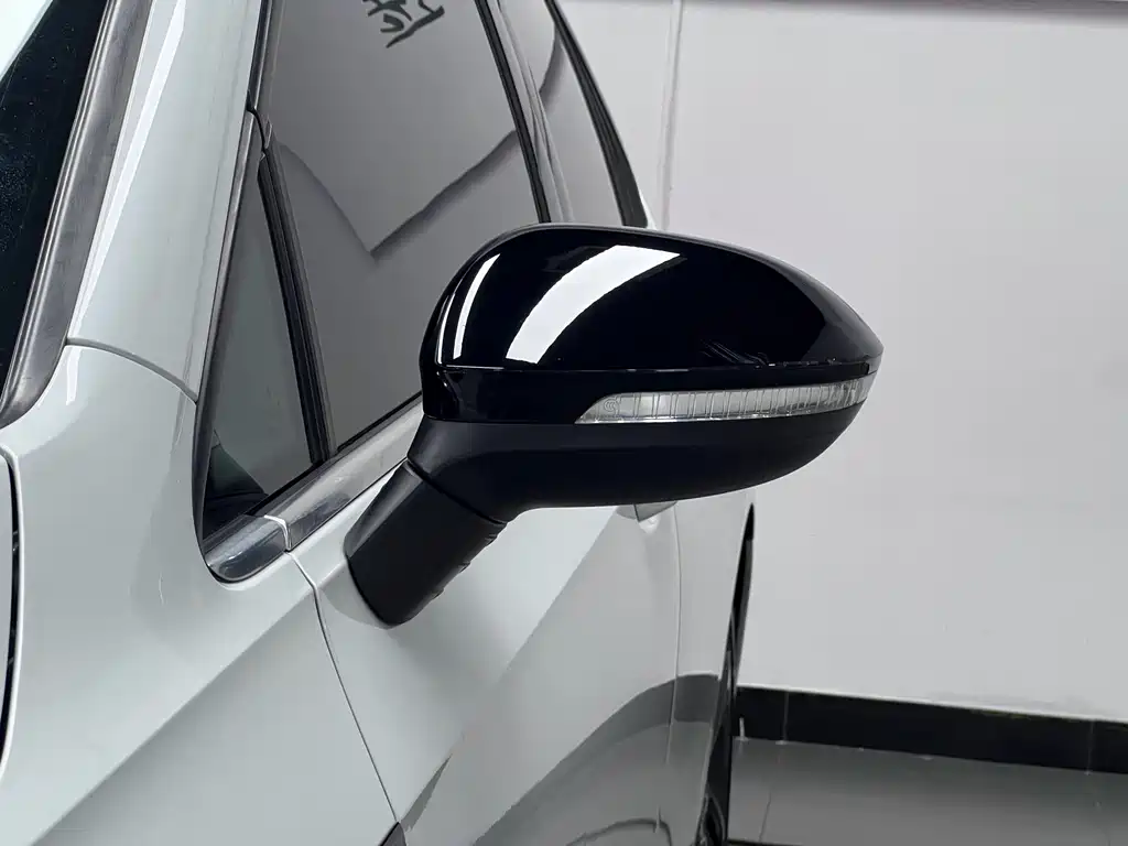Volkswagen Golf — миниатюра 9