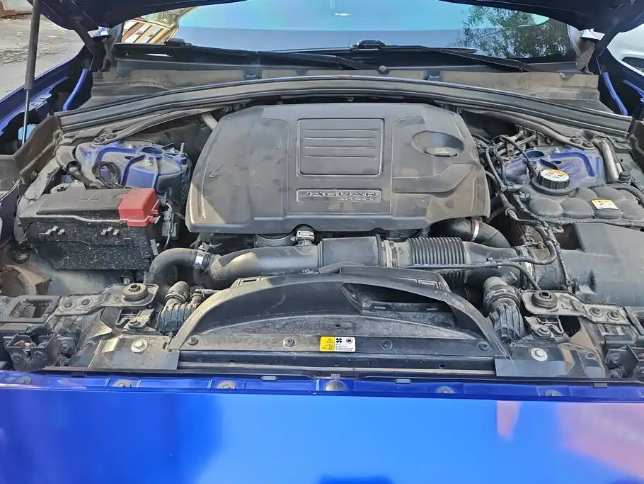 Jaguar F-PACE — миниатюра 10