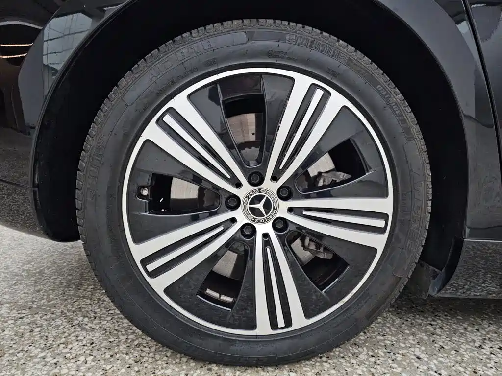 Mercedes-Benz EQE — миниатюра 6