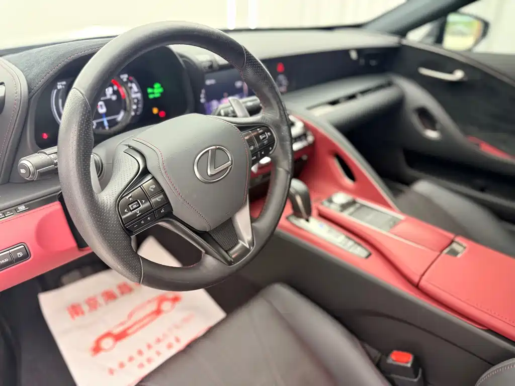 Lexus LC — миниатюра 7