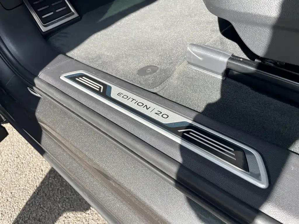 Volkswagen Touareg — миниатюра 18
