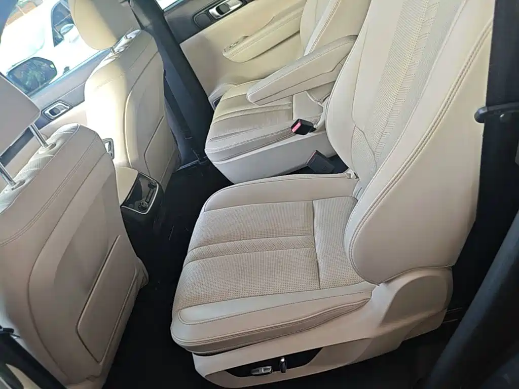 Li Auto Li ONE — миниатюра 17