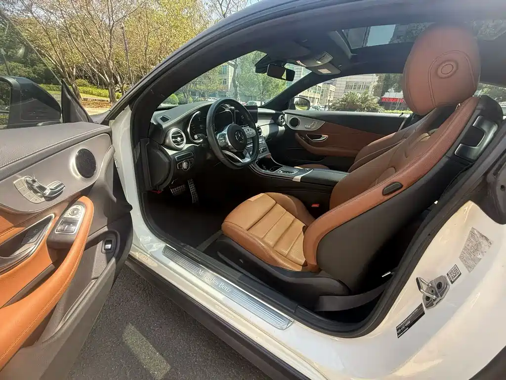 Mercedes-Benz C-Class (Import) — миниатюра 4