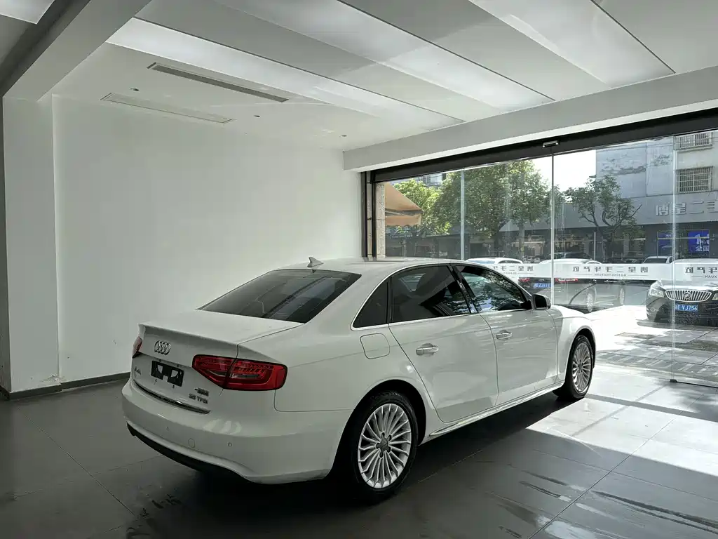Audi A4L — миниатюра 9
