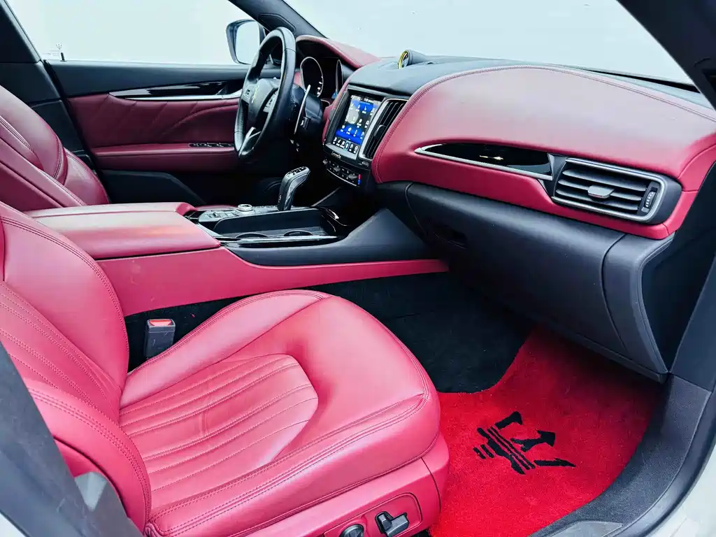 Maserati Levante — миниатюра 7