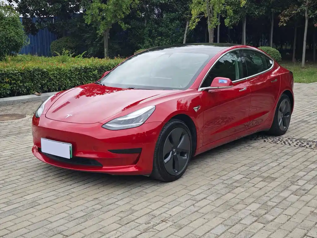 Tesla Model 3 — миниатюра 2