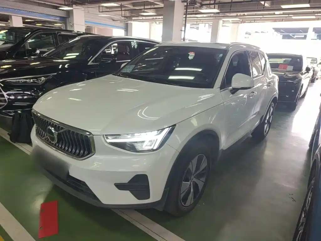 Volvo XC40 — миниатюра 2