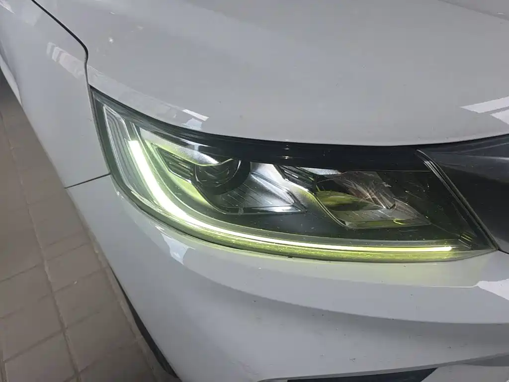 Geely Vision X6 — миниатюра 11