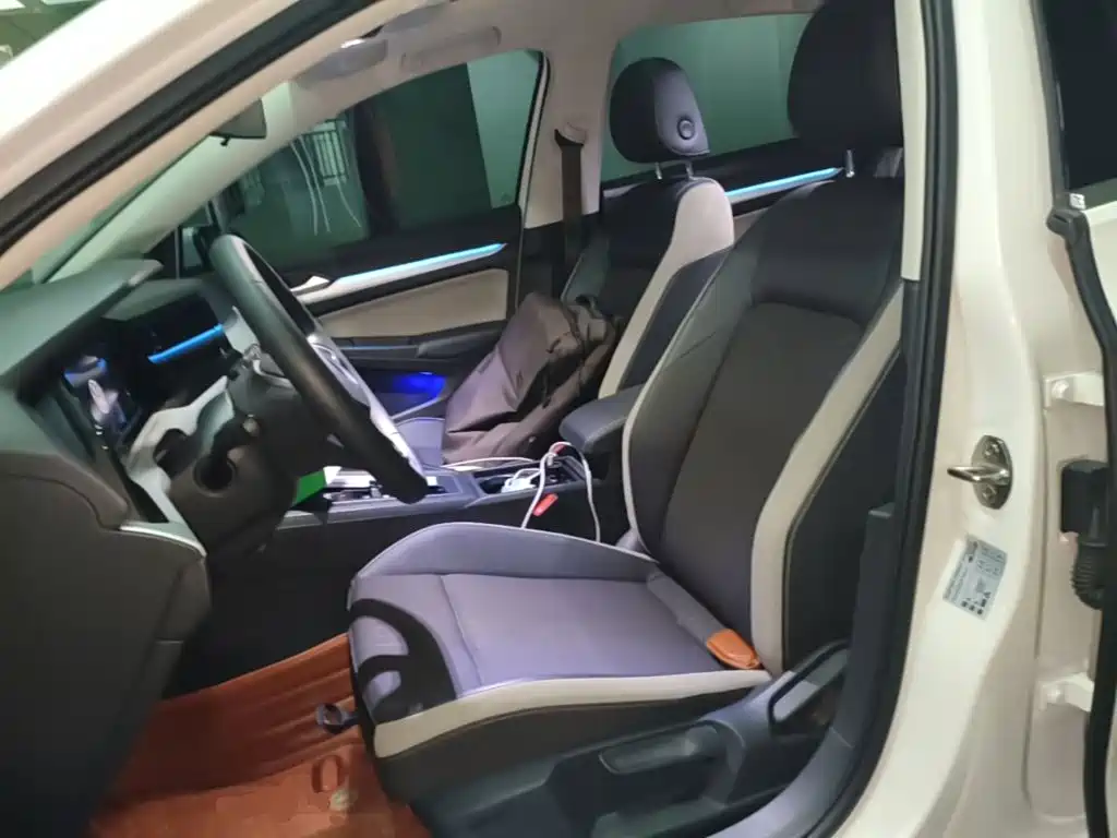 Volkswagen Golf — миниатюра 20