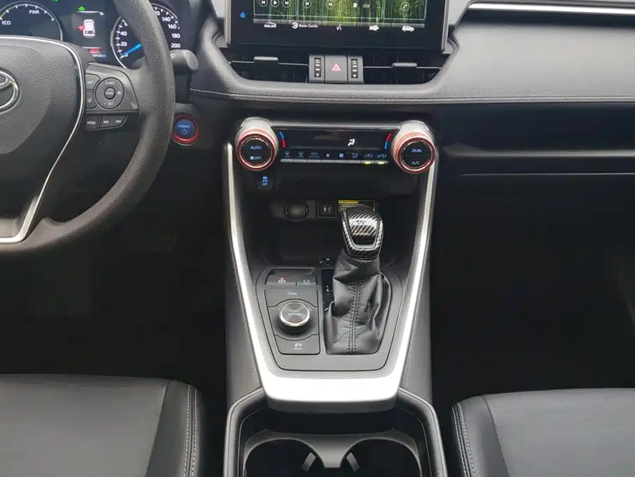 Toyota Wildlander — миниатюра 16