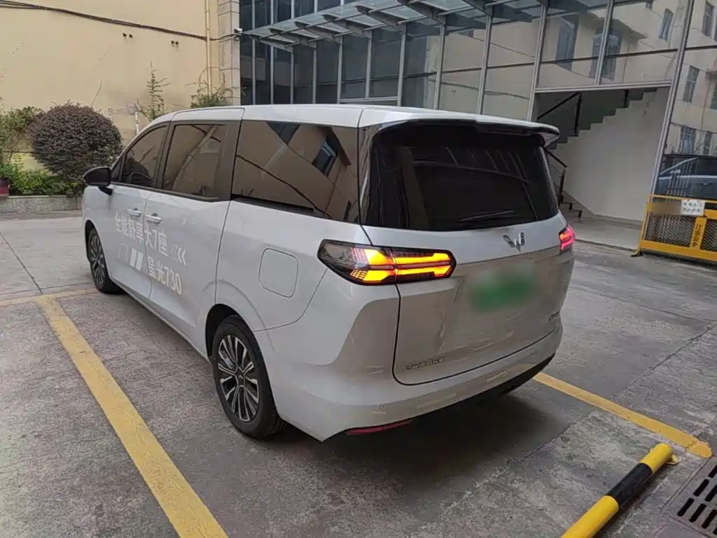 Wuling Xingguang 730 New Energy — миниатюра 23