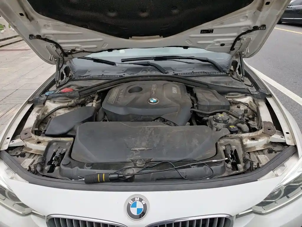 BMW 3 Series — миниатюра 11