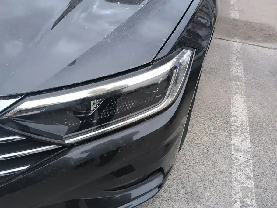 Volkswagen Sagitar — миниатюра 5