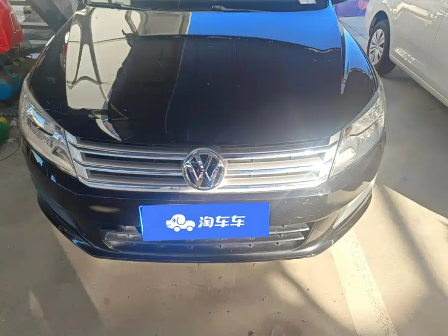 Volkswagen Santana — миниатюра 2